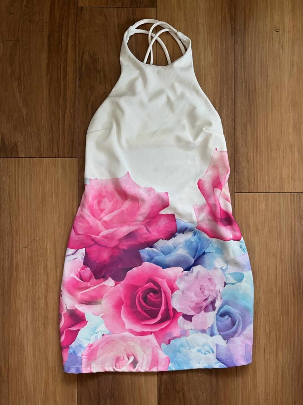 Tobi feminine cocktail party White Halter Mini Dress with Pink & Blue Rose XS
